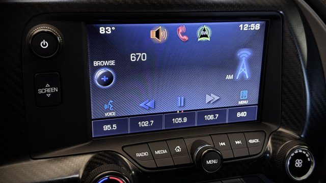 Used 2015 Chevrolet Corvette Z06 w/ 3LZ Preferred Equipment Group RWD image 7