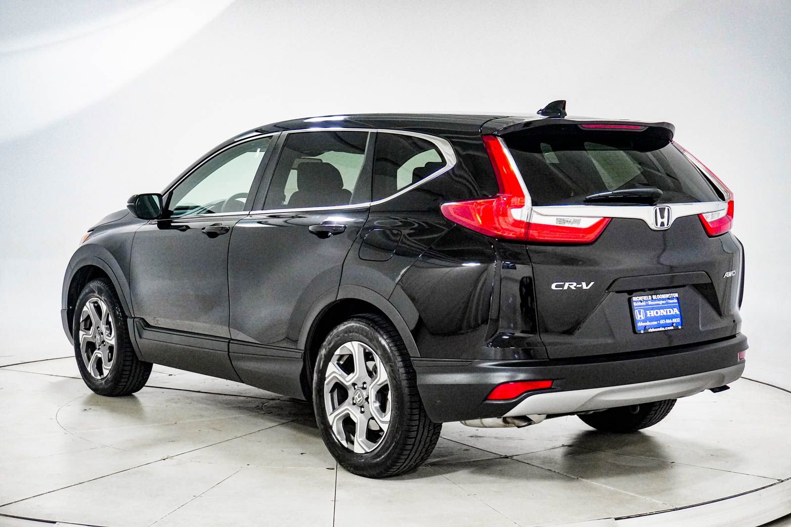 Used 2017 Honda CR-V EX-L image 6