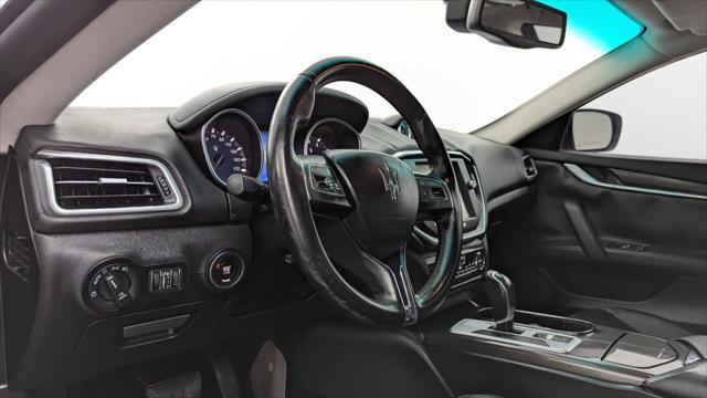 Used 2015 Maserati Ghibli RWD image 22