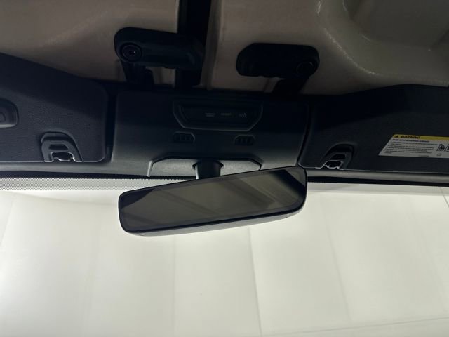 Used 2023 Jeep Wrangler Unlimited w/ Cold Weather Group image 25