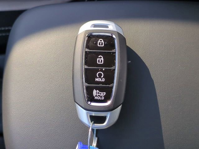 New 2026 Hyundai Venue SEL FWD image 28