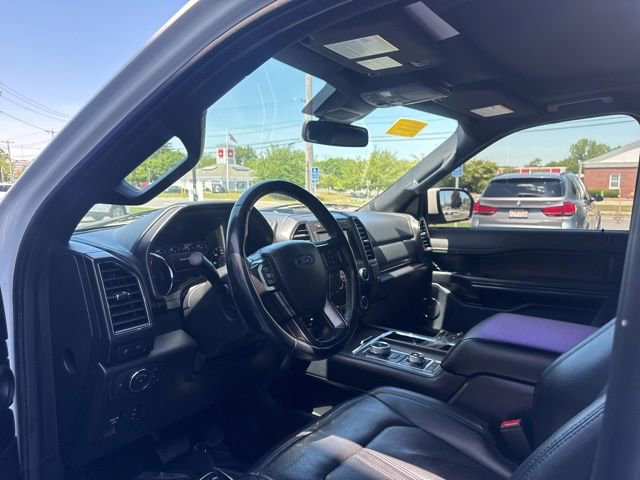 Used 2021 Ford Expedition Limited AWD/4WD image 9