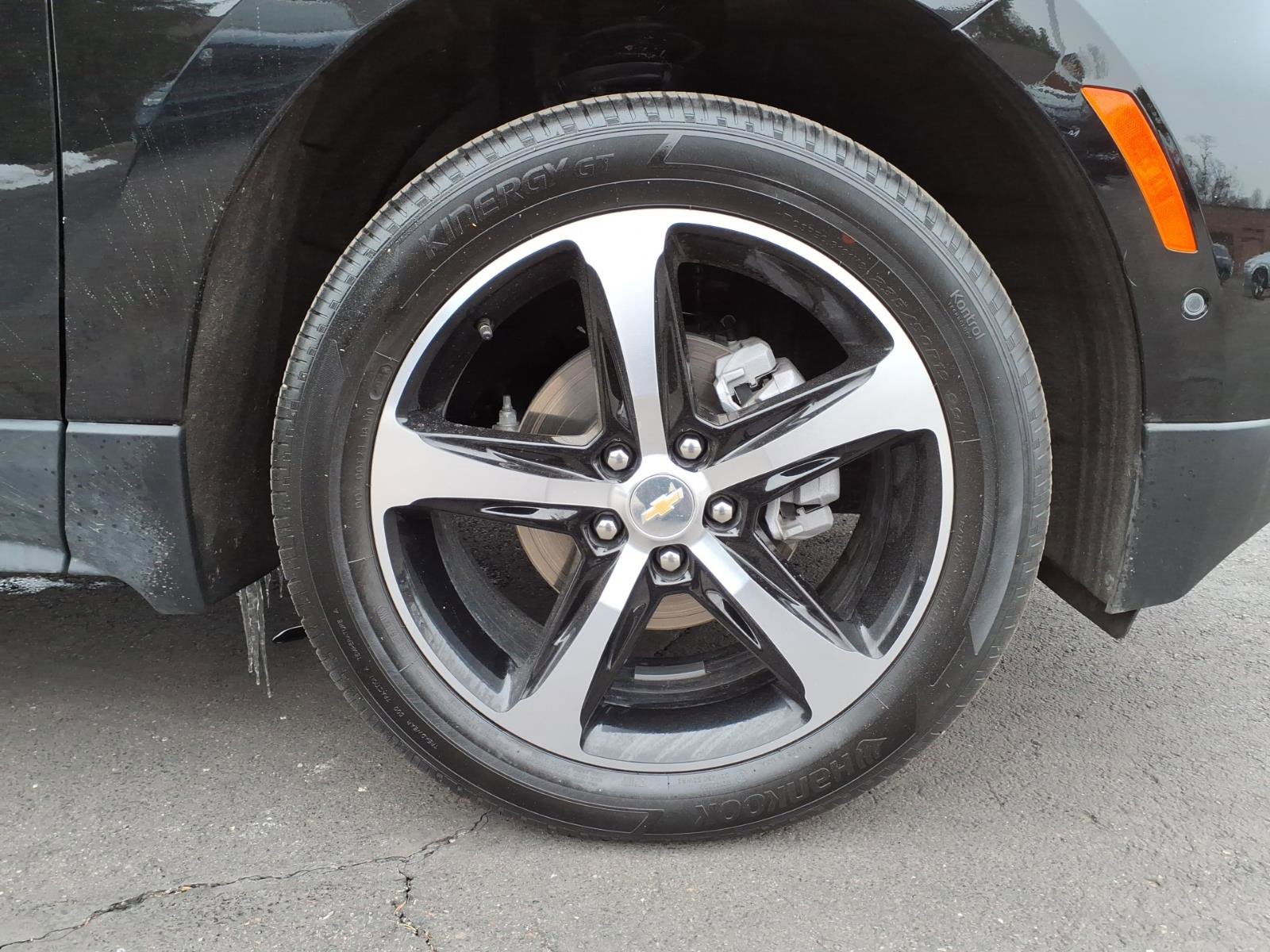 Used 2023 Chevrolet Equinox Premier image 9