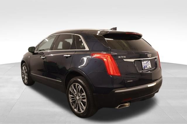 Used 2017 Cadillac XT5 Premium Luxury AWD/4WD image 4