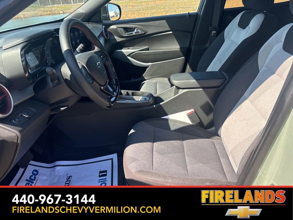 Certified 2024 Chevrolet Trax RS w/ Driver Confidence Package image 15