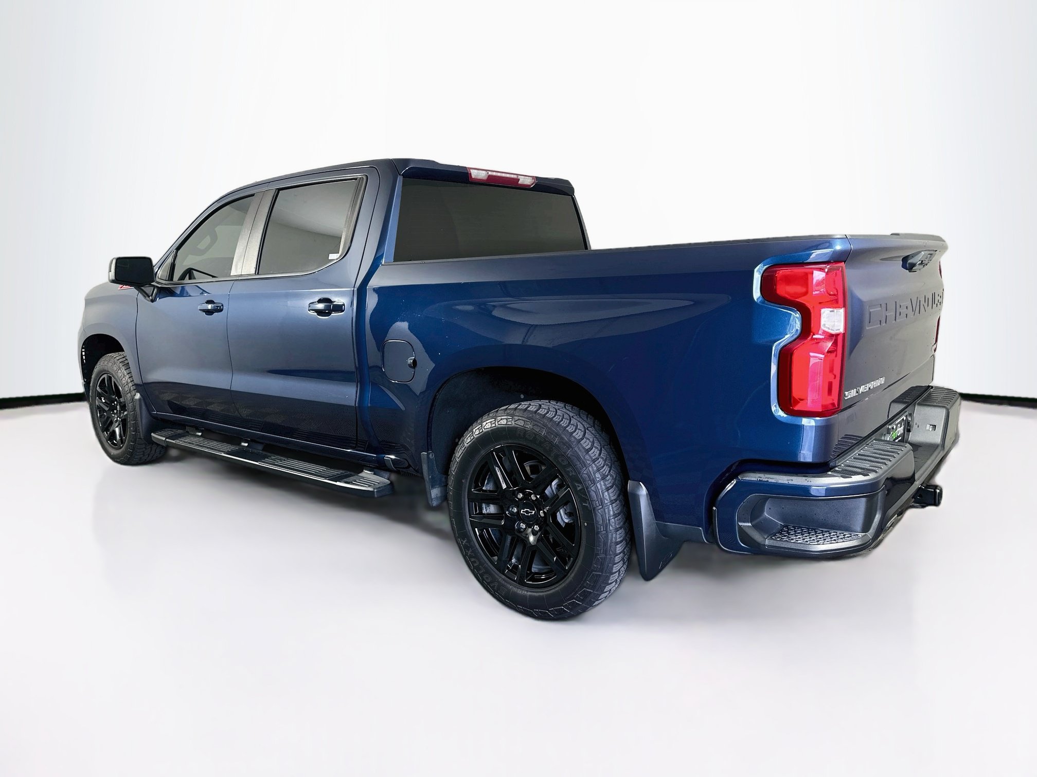 Used 2023 Chevrolet Silverado 1500 RST AWD/4WD image 5