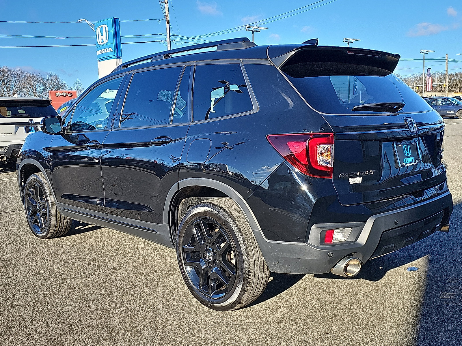 Used 2024 Honda Passport Black Edition image 6