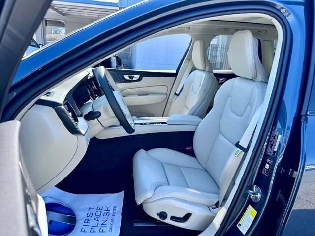 New 2026 Volvo XC60 B5 Ultra w/ Climate Package image 17