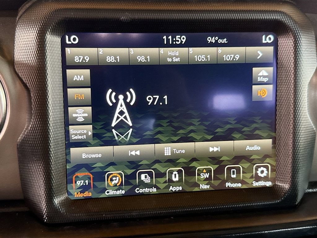 Used 2022 Jeep Wrangler Unlimited Rubicon 4xe AWD/4WD image 16