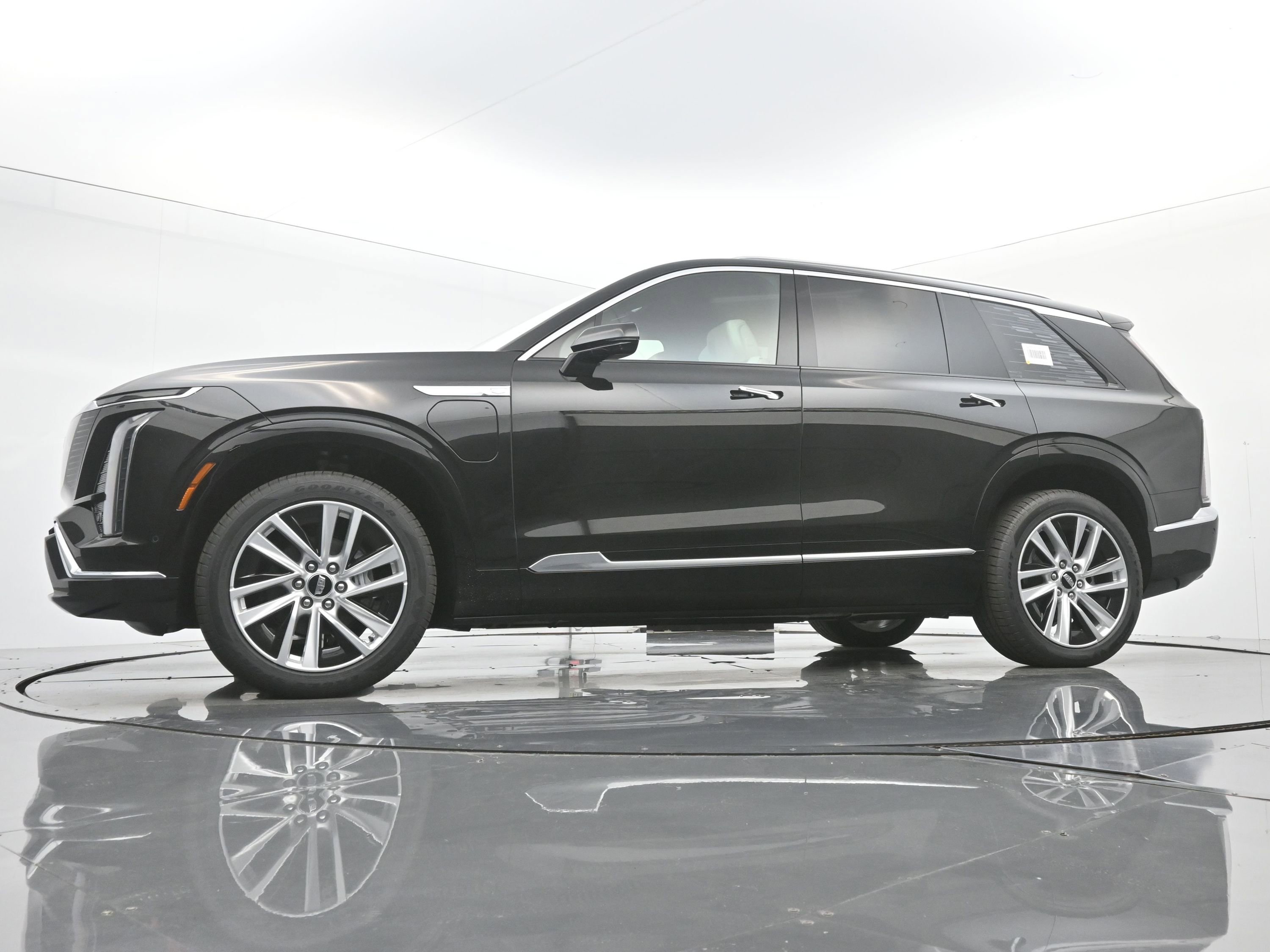 New 2026 Cadillac Vistiq Luxury image 16