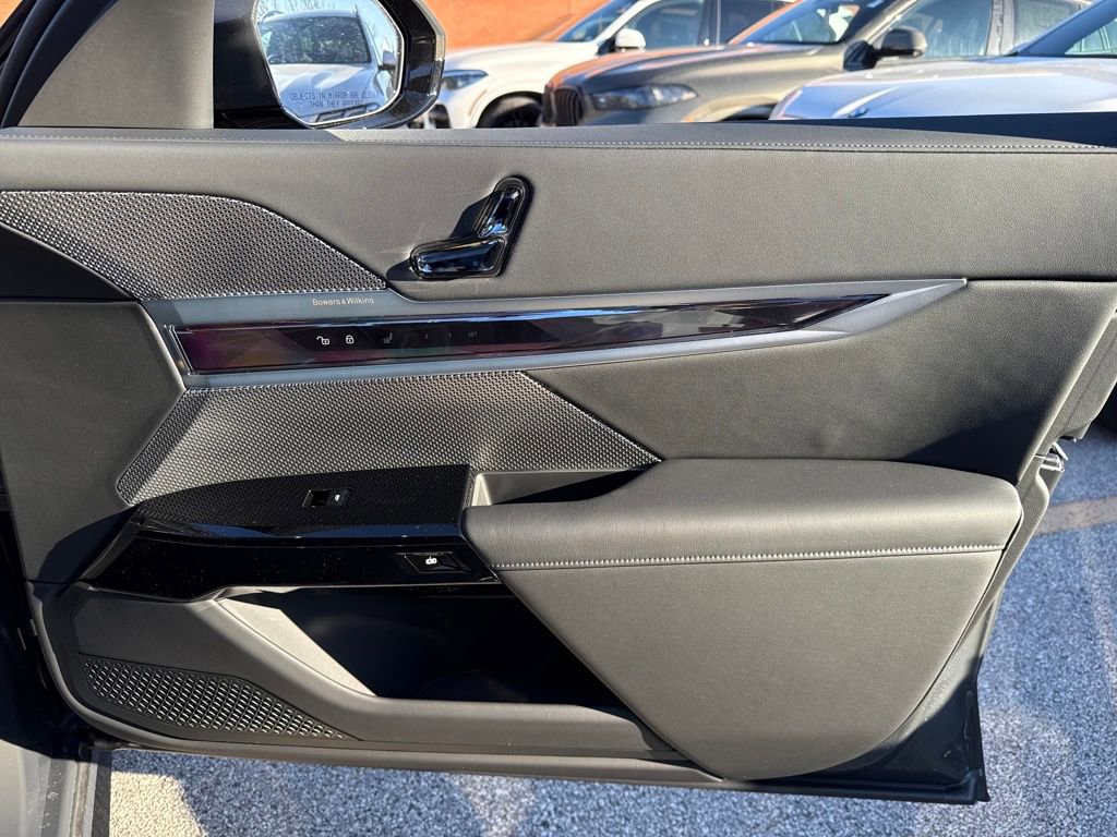 New 2026 BMW 760i xDrive w/ Executive Package image 30