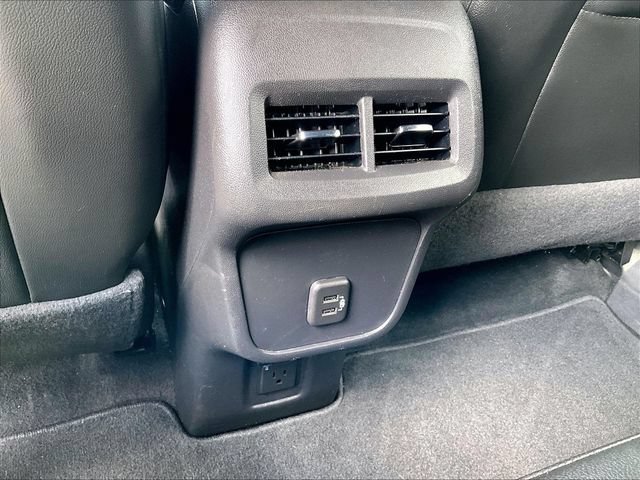 Used 2023 Chevrolet Equinox RS w/ RS Leather Package FWD image 28