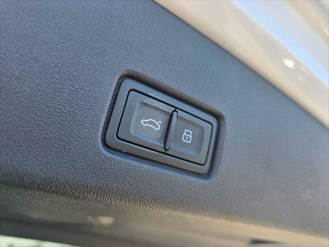 Used 2023 Audi Q4 e-tron Premium Plus w/ Premium Plus AWD/4WD image 16