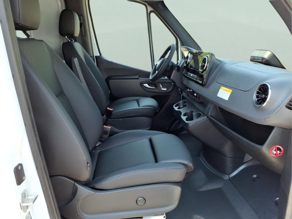 New 2026 Mercedes-Benz Sprinter 2500 image 7