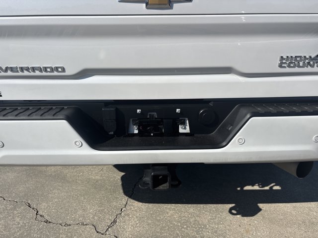 Used 2025 Chevrolet Silverado 3500 High Country w/ Technology Package image 9