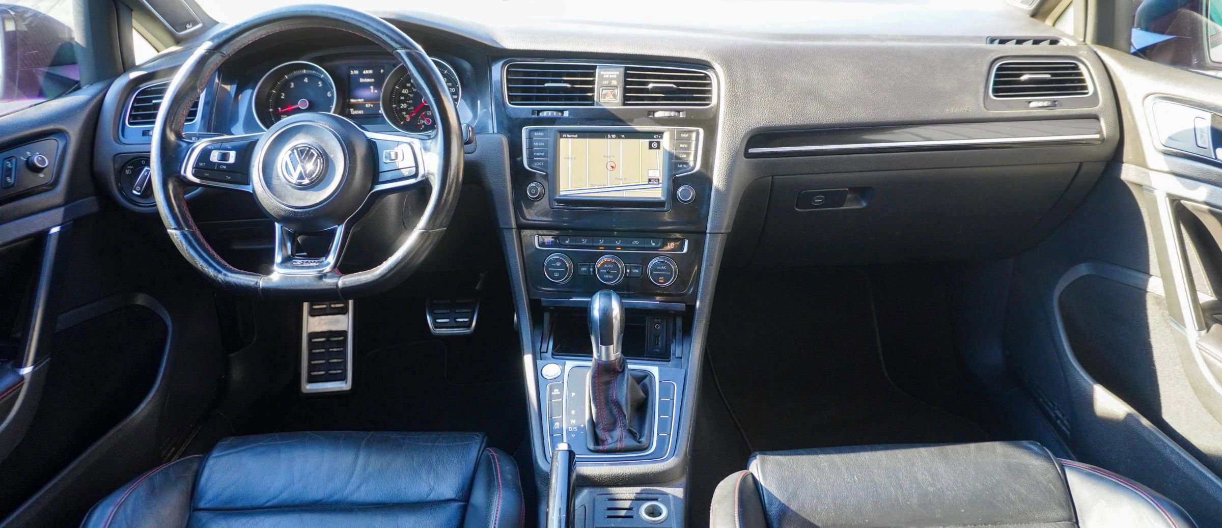 Used 2016 Volkswagen GTI Autobahn image 25