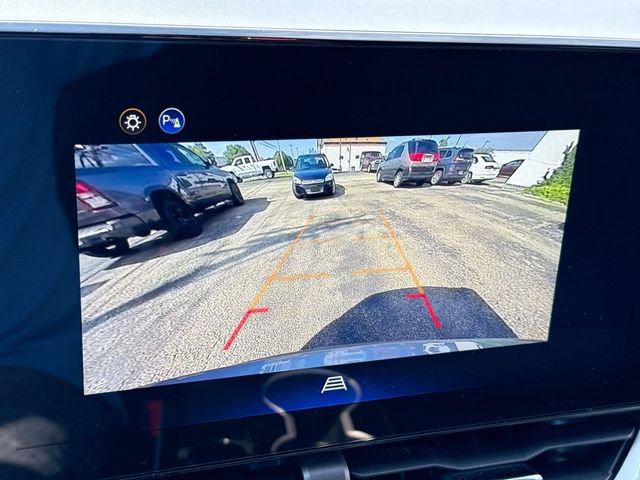 Used 2026 Chevrolet Equinox LT FWD image 17