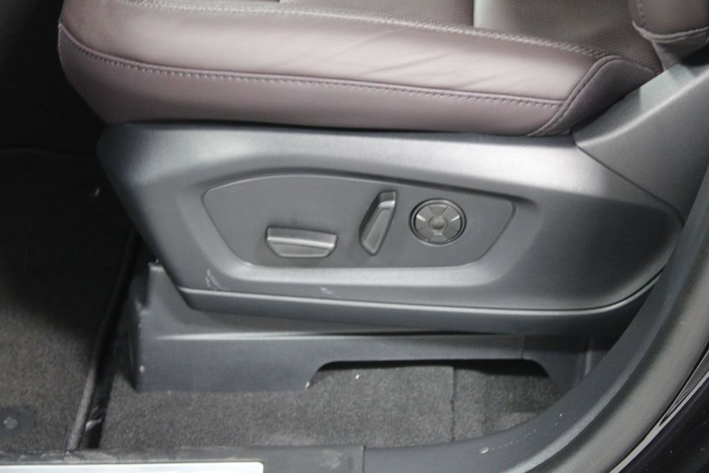 New 2026 Ford Explorer Platinum w/ LUX Leather Package image 20