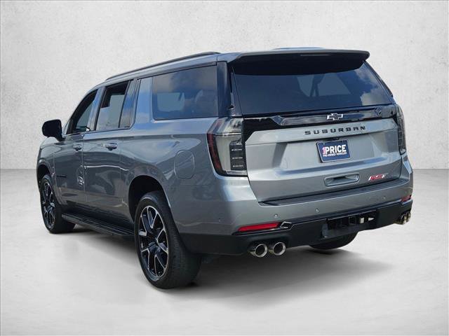 Used 2025 Chevrolet Suburban RST w/ Comfort Package RWD image 8