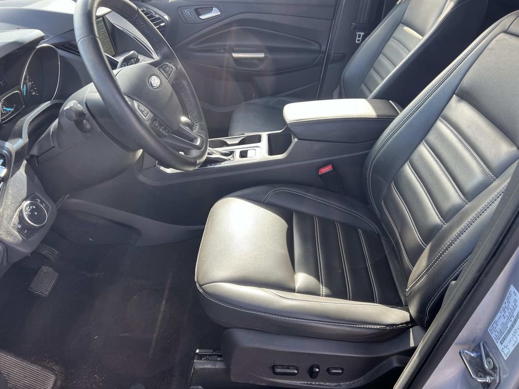 Used 2019 Ford Escape SEL FWD image 14