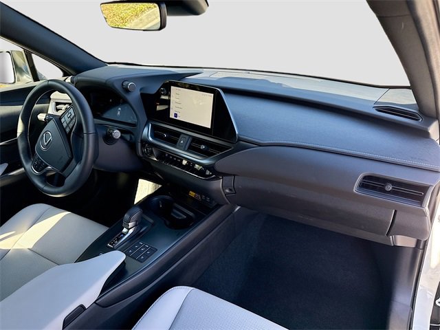 Used 2025 Lexus UX 300h FWD image 14