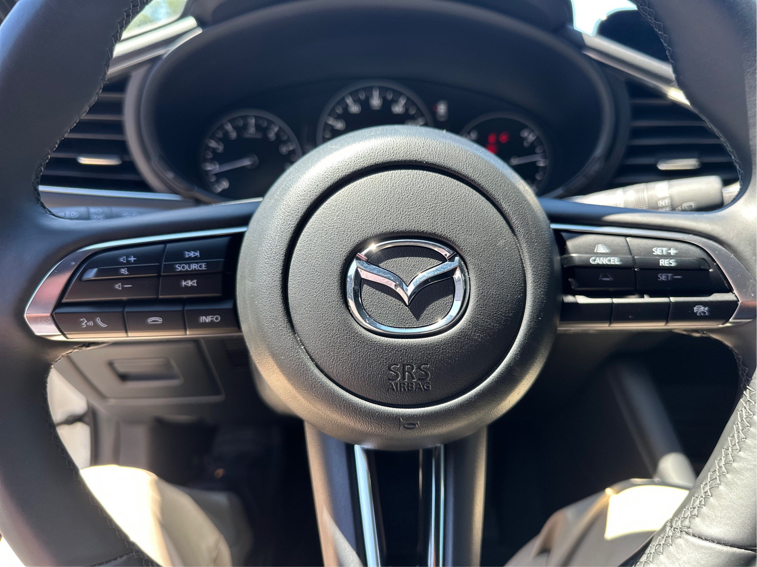 Certified 2026 MAZDA MAZDA3 2.5 S Hatchback w/ Premium Pkg FWD image 18