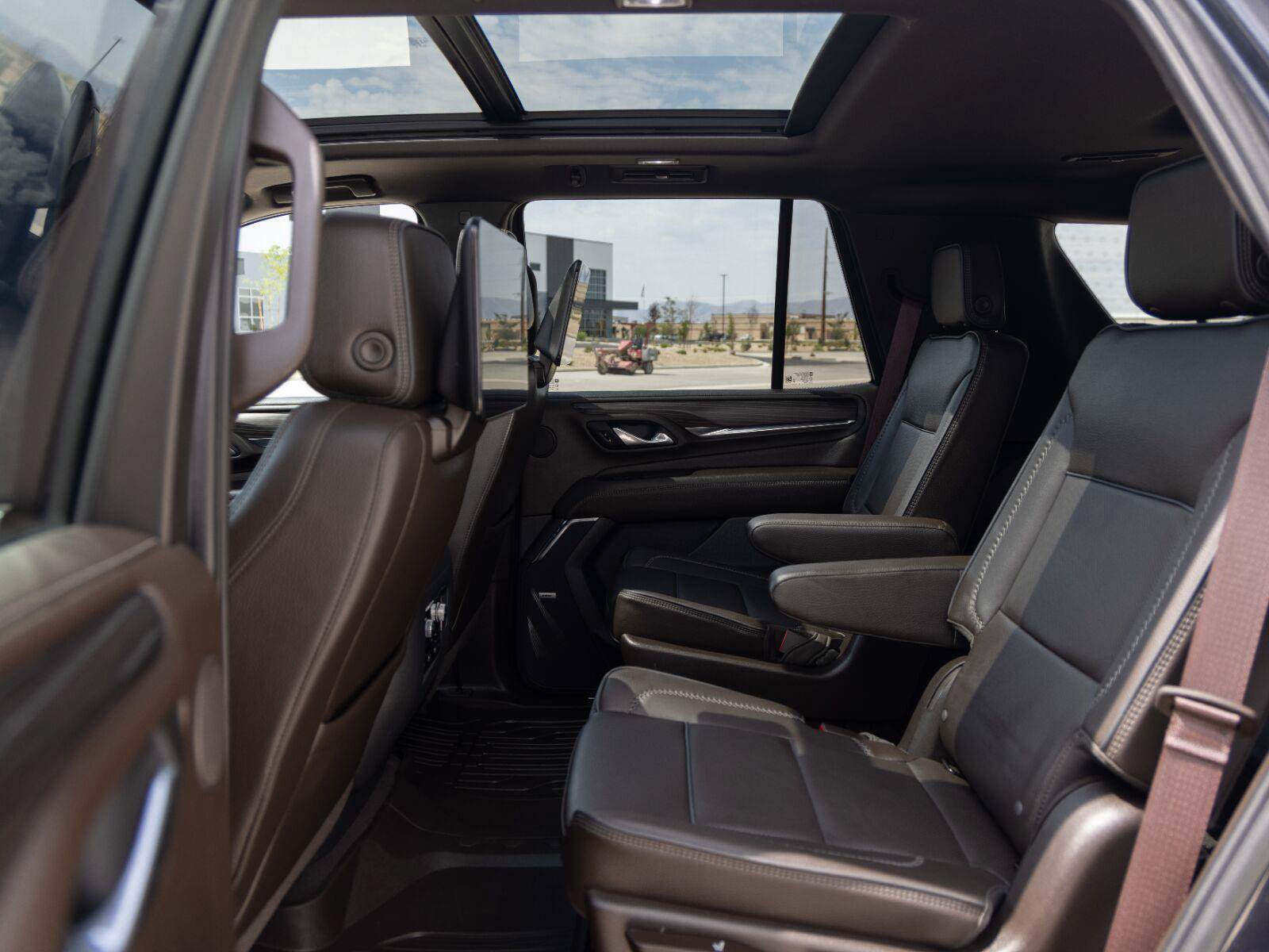 Used 2023 GMC Yukon Denali w/ Denali Reserve Package AWD/4WD image 26