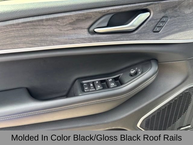 Certified 2022 Jeep Grand Cherokee L Limited w/ Black Appearance Package AWD/4WD image 14