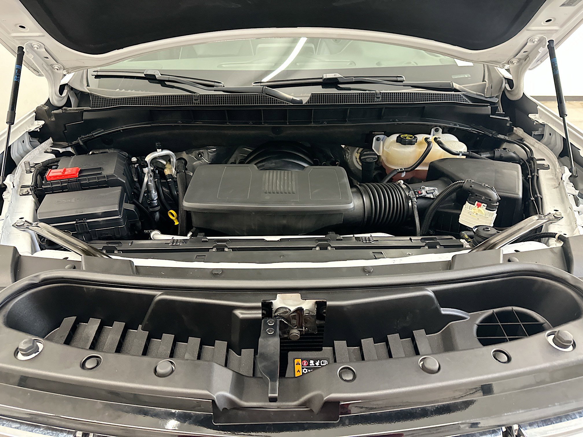 Used 2024 Chevrolet Suburban Premier image 36