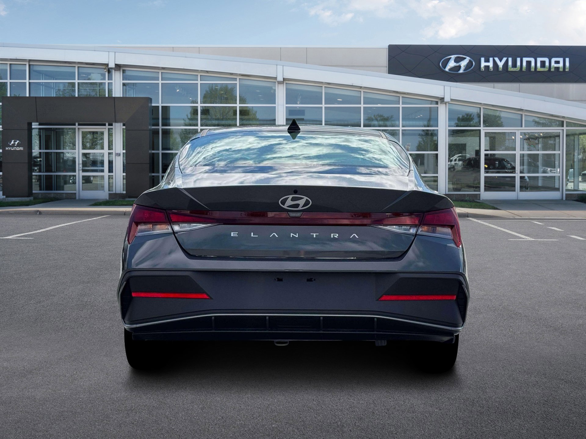 New 2026 Hyundai Elantra SE FWD image 6