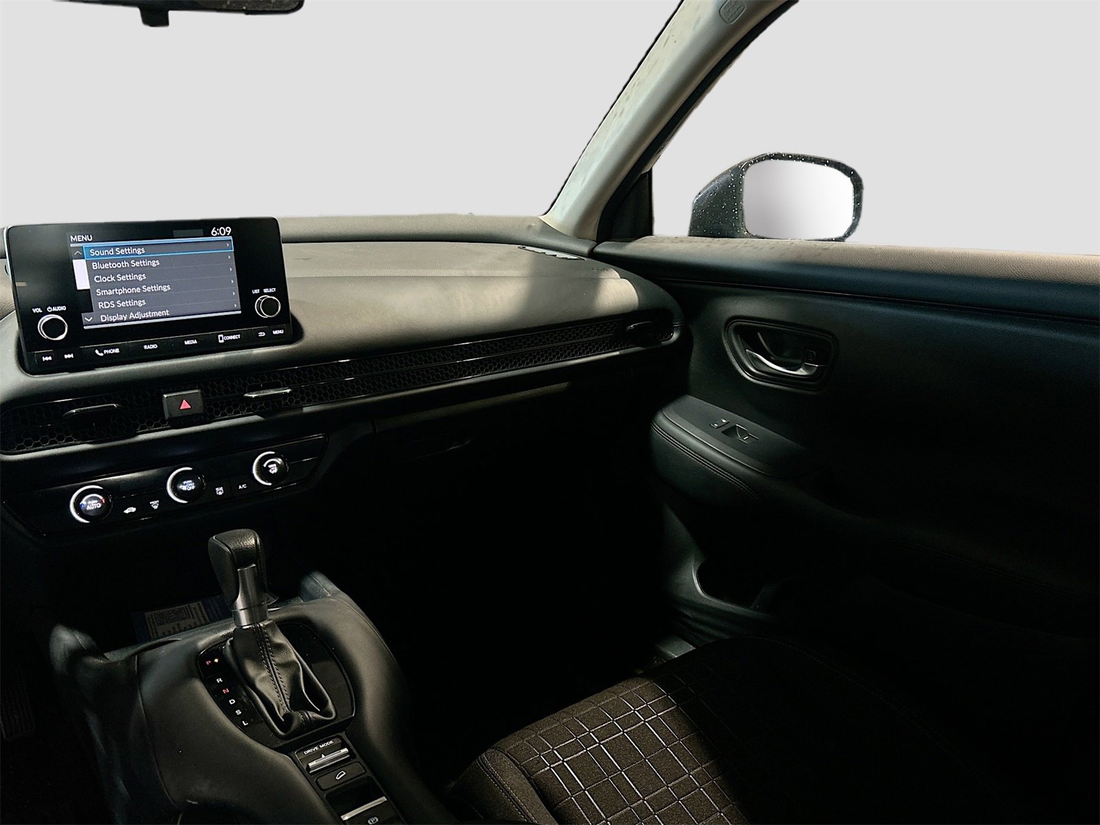 Used 2024 Honda HR-V LX image 22