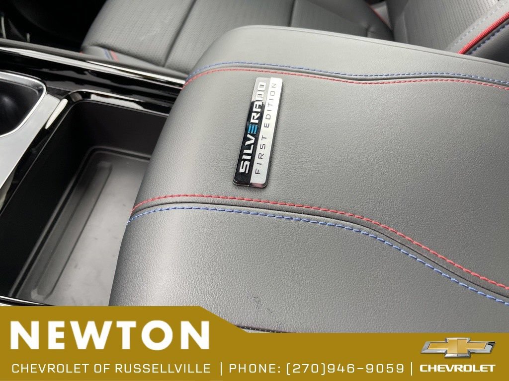 New 2024 Chevrolet Silverado EV RST AWD/4WD image 38