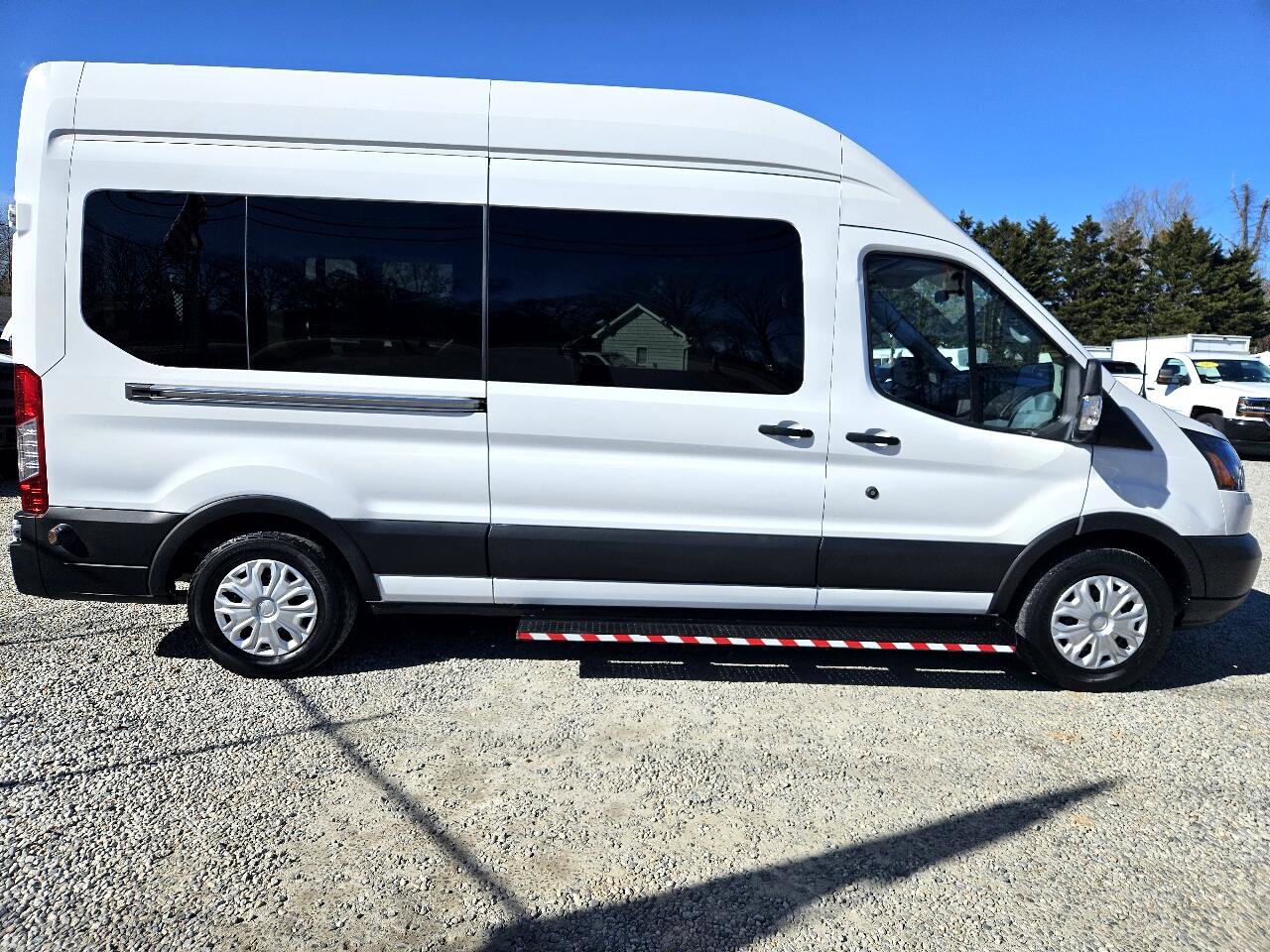 Used 2019 Ford Transit 350 XL image 6