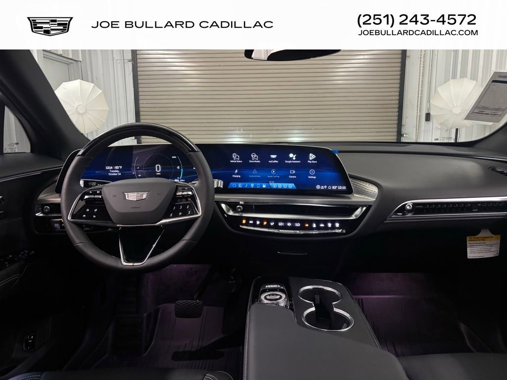 New 2026 Cadillac Lyriq Luxury w/ LPO, Floor Liner Package image 24