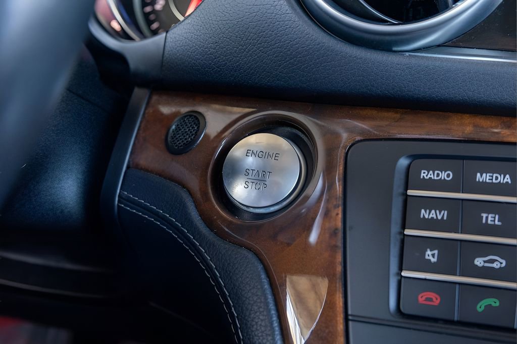 Used 2019 Mercedes-Benz SL 450 image 24