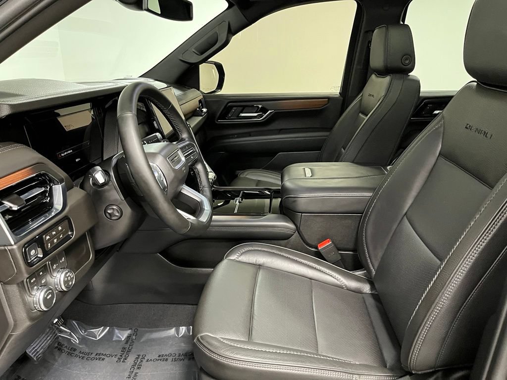 Used 2026 GMC Yukon XL Denali w/ Sun & Power Step Package AWD/4WD image 21