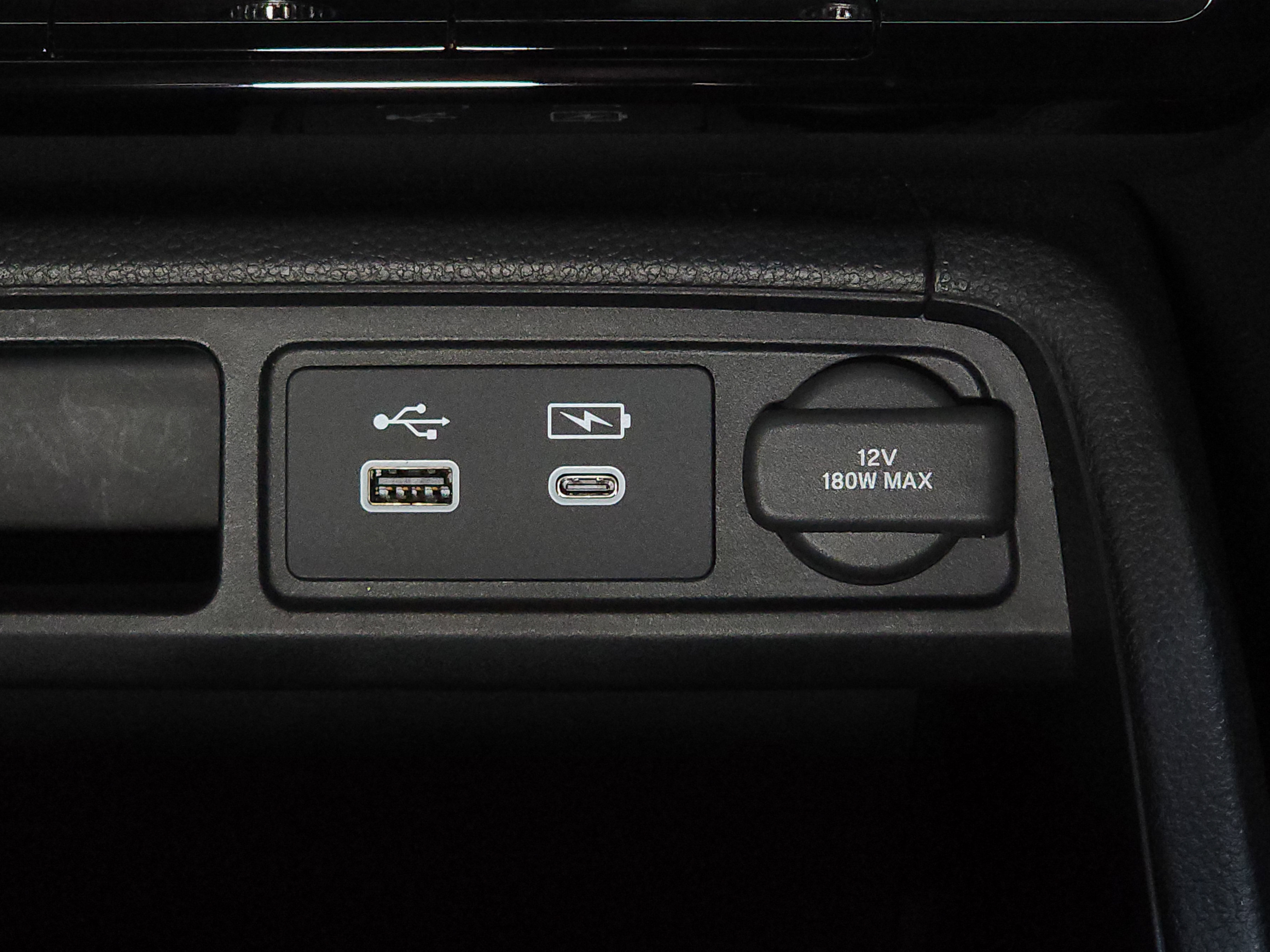 Used 2024 Honda Pilot Touring image 40