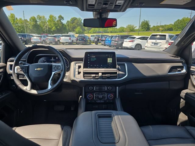 Used 2022 Chevrolet Tahoe LT w/ Luxury Package AWD/4WD image 10
