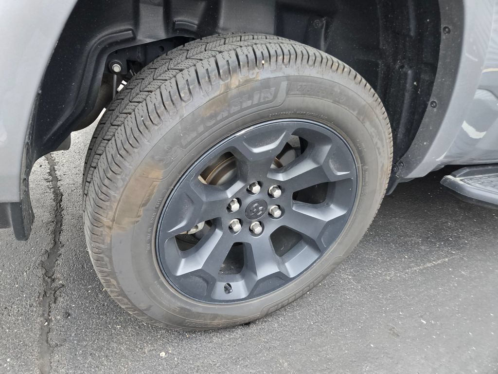 Used 2025 RAM 1500 Big Horn AWD/4WD image 11