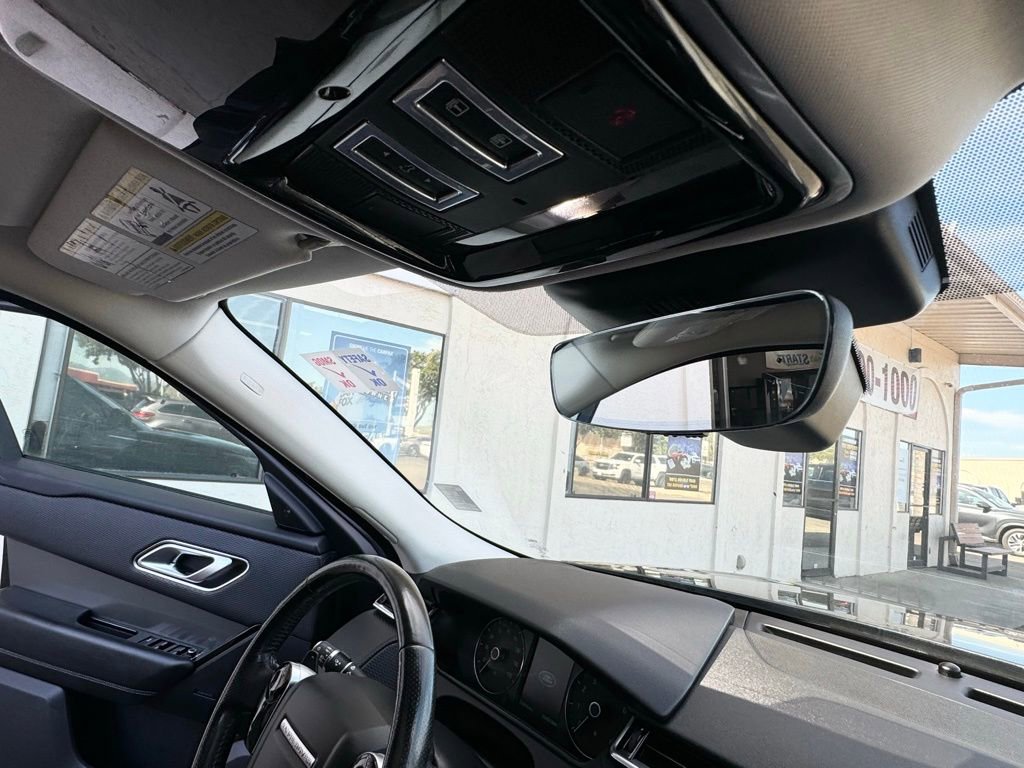 Used 2020 Land Rover Range Rover Velar S image 28