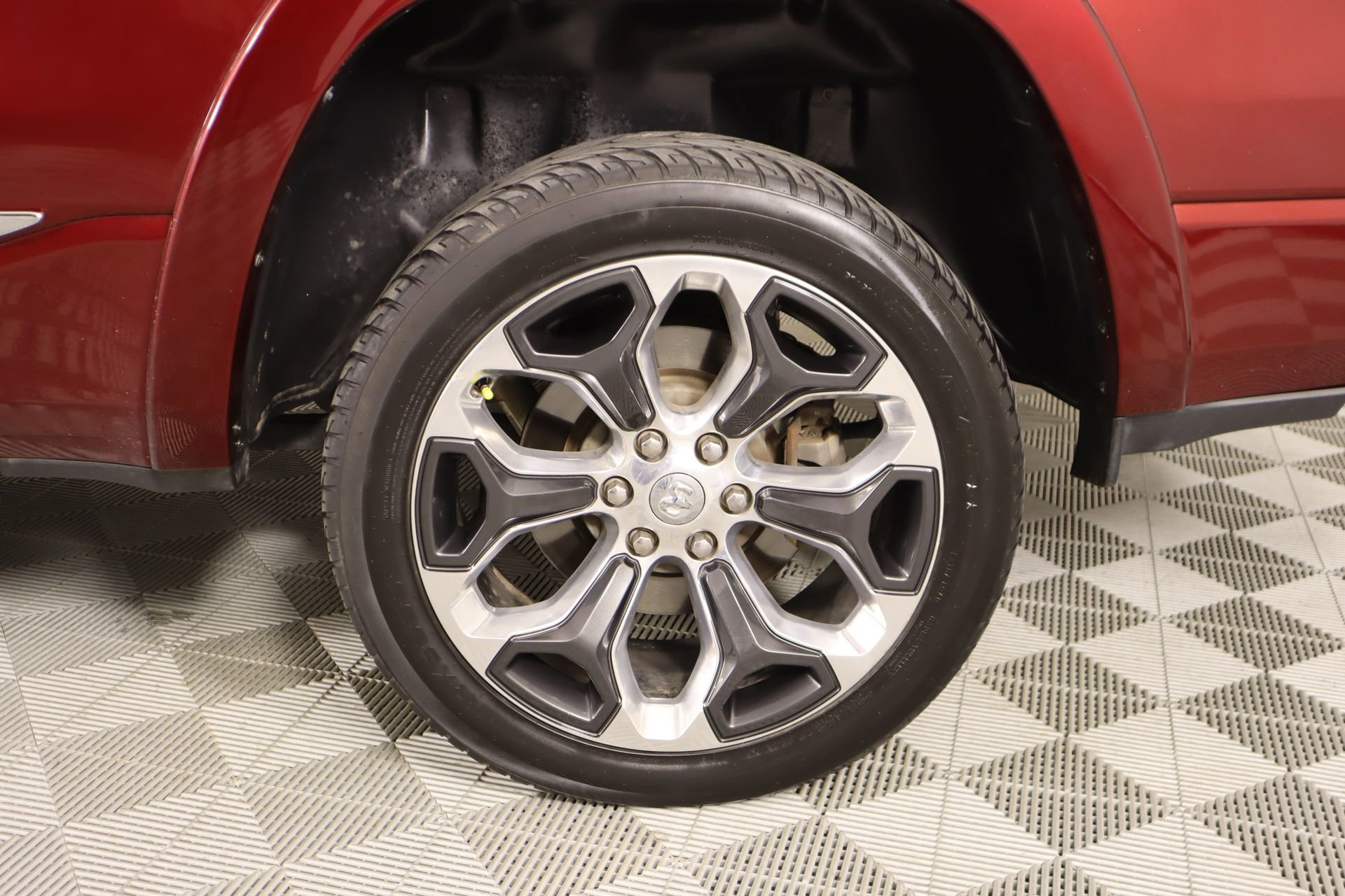 Used 2019 RAM 1500 Limited image 20