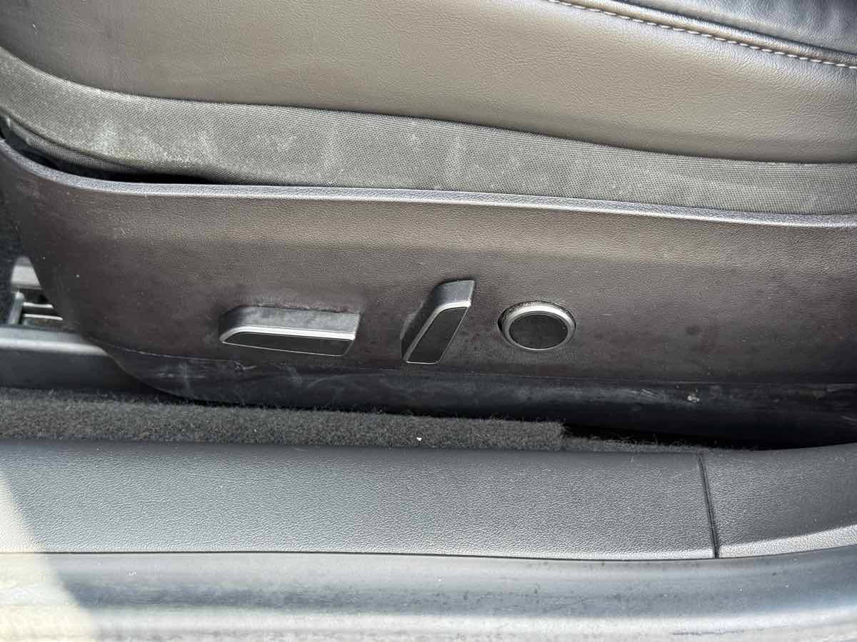 Used 2021 Tesla Model 3 Long Range AWD/4WD image 22