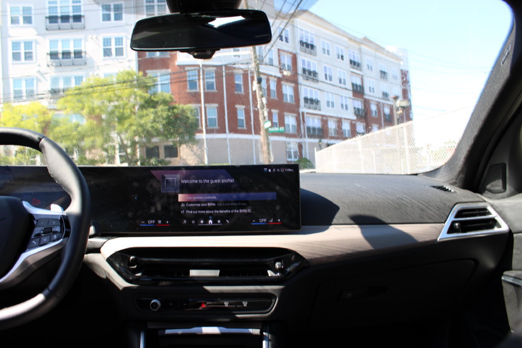 Used 2025 BMW 330i Sedan RWD image 30