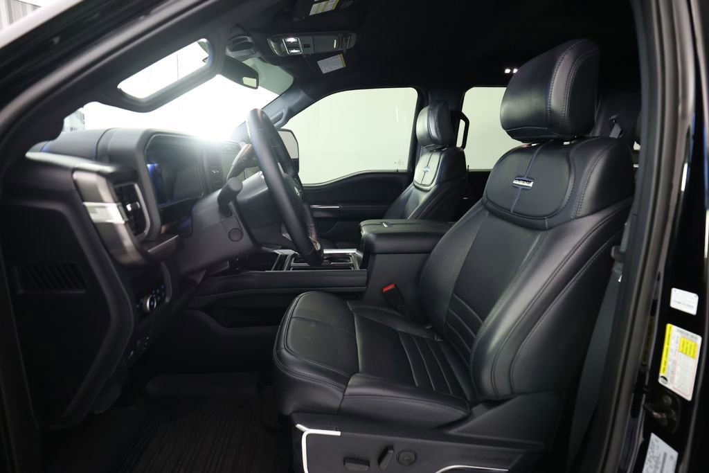 Used 2025 Ford F250 Platinum w/ FX4 Off-Road Package image 14