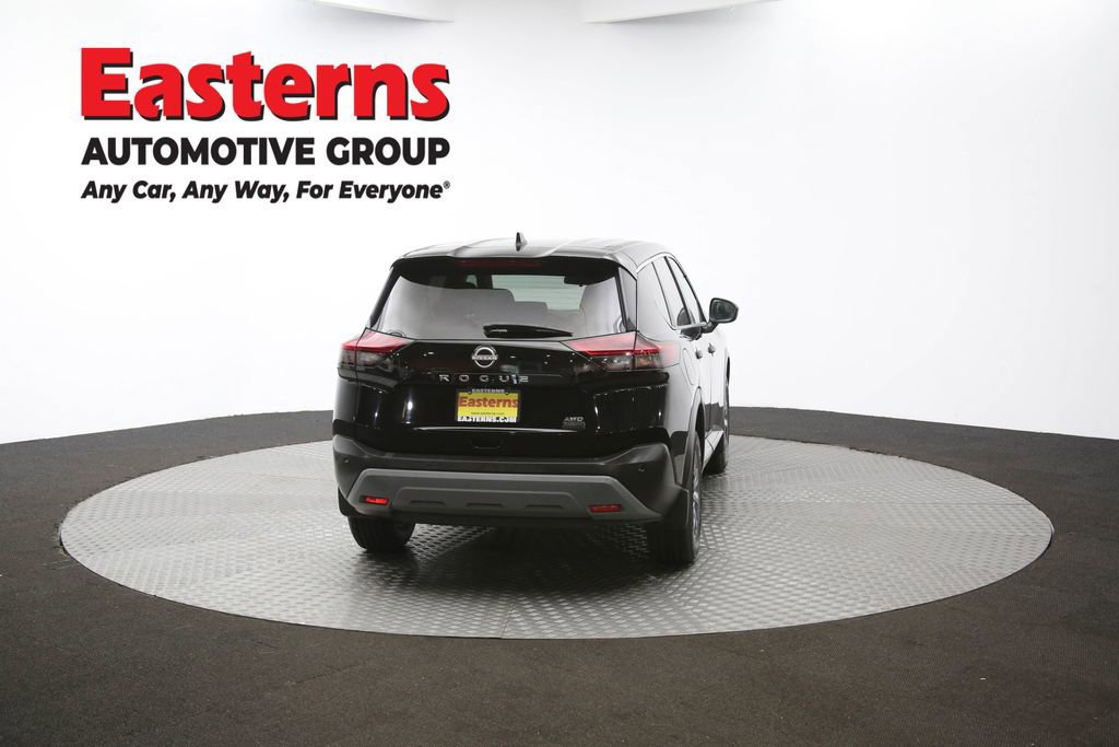 Used 2022 Nissan Rogue S image 35