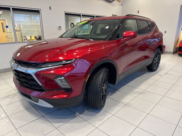 Used 2023 Chevrolet Blazer LT w/ Convenience Package image 3