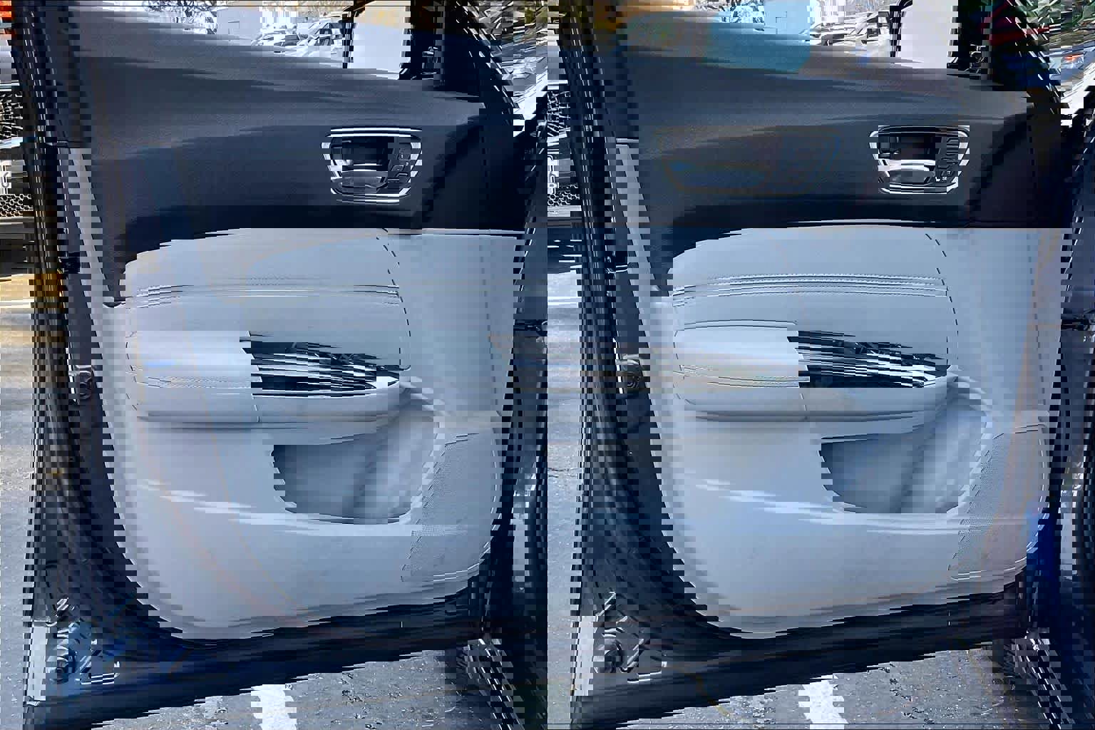 Used 2018 Acura TLX image 25