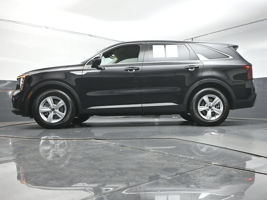 Used 2026 Kia Sorento LX FWD image 34