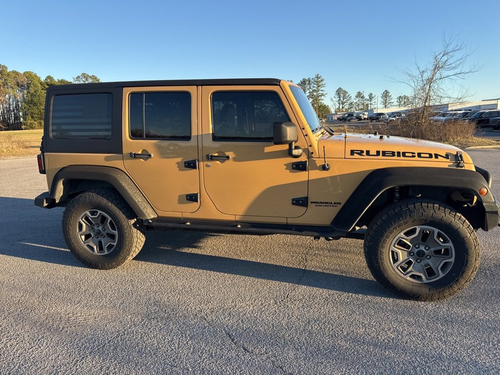 Used 2014 Jeep Wrangler Unlimited Rubicon w/ Max Tow Package image 6