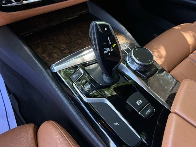 Used 2019 BMW 540i w/ Convenience Package RWD image 38